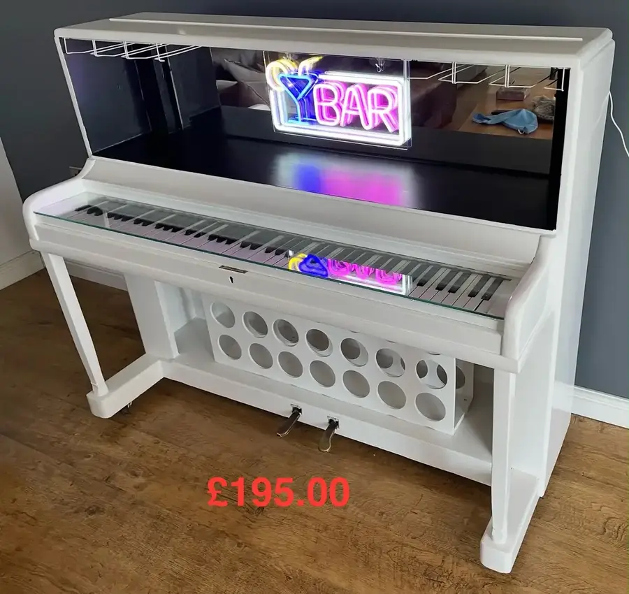 Piano cocktail bar · Sold